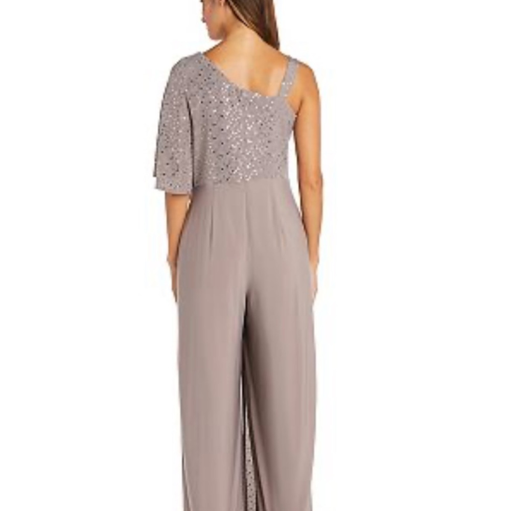NWOT Women’s R&M Richards Sparkly One Shoulder Wide Legged Black Jumpsuit Size 6 - Picture 5 of 11